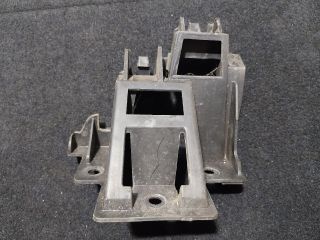 bontott VW JETTA Bal hátsó Lökhárító Tartó (Műanyag)