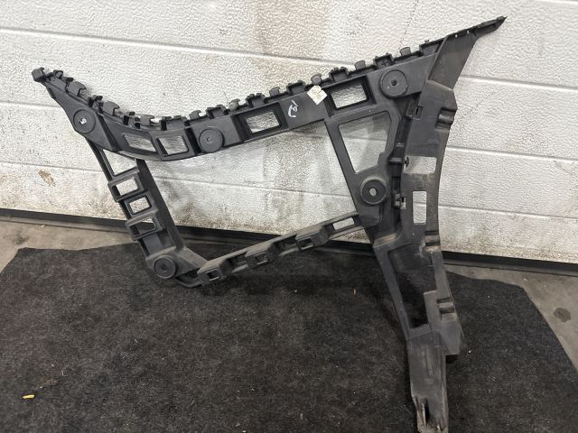 bontott VW JETTA Bal hátsó Oldal Lökhárító Tartó (Műanyag)