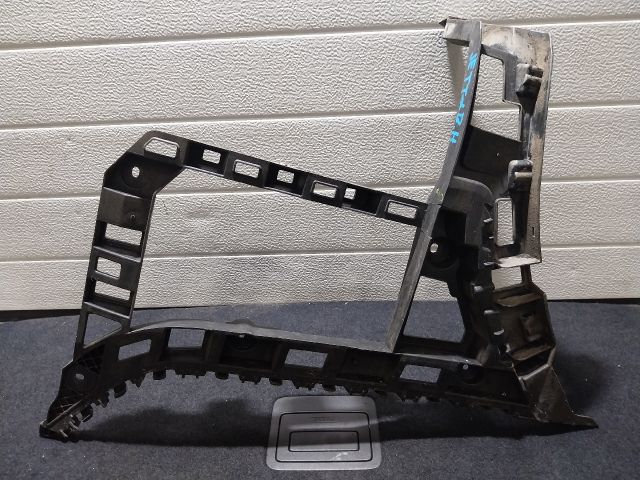 bontott VW JETTA Bal hátsó Oldal Lökhárító Tartó (Műanyag)