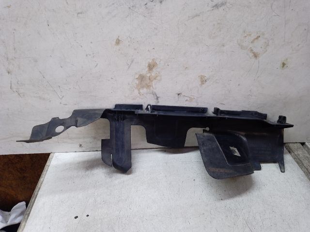 bontott VW JETTA Bal Hűtő Légterelő