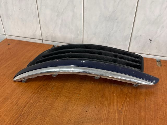 bontott VW JETTA Bal Ködlámpa Rács