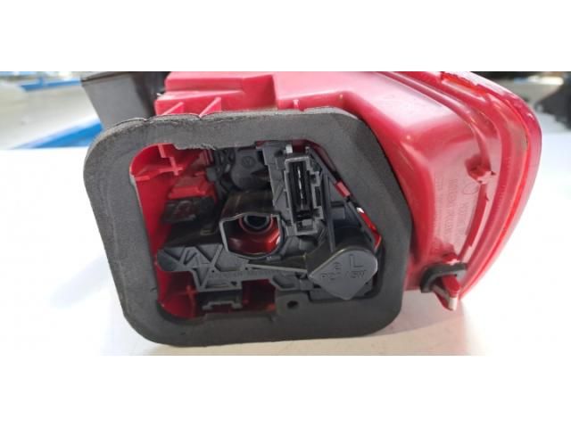 bontott VW JETTA Bal Külső Hátsó Lámpa