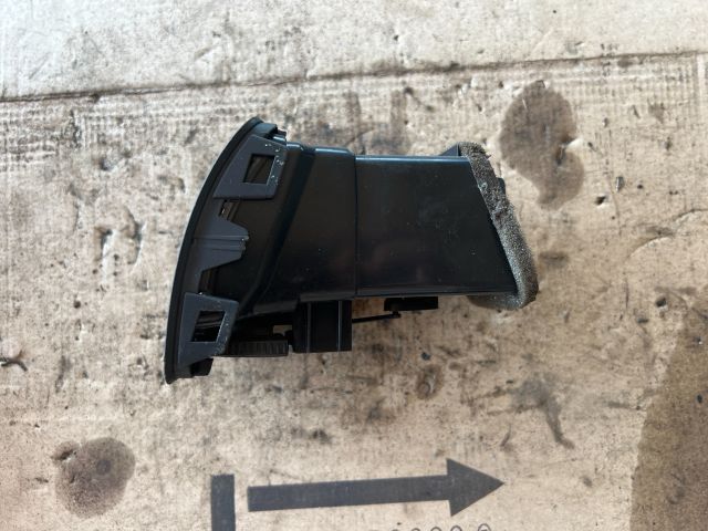 bontott VW JETTA Bal Szellőző