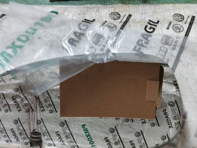 bontott VW JETTA Bal Tükörlap