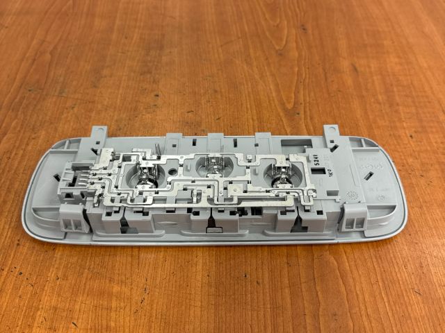 bontott VW JETTA Beltér Világítás Hátsó