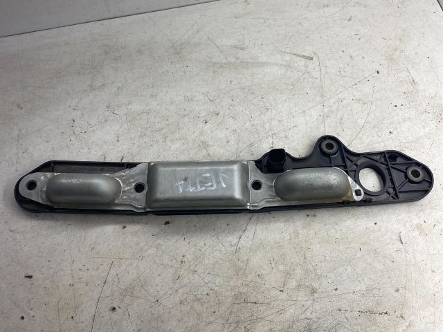 bontott VW JETTA Csomagtér Nyitó Kar / Gomb