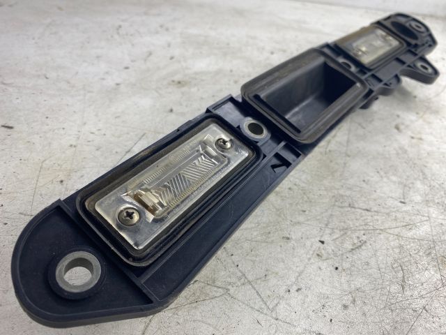 bontott VW JETTA Csomagtér Nyitó Kar / Gomb