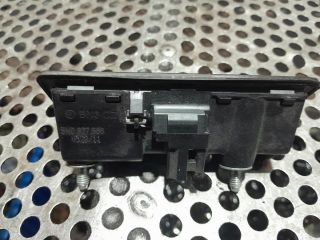 bontott VW JETTA Csomagtér Nyitó Kar / Gomb