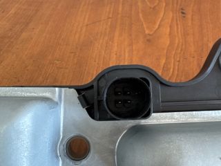 bontott VW JETTA Csomagtér Nyitó Kar / Gomb