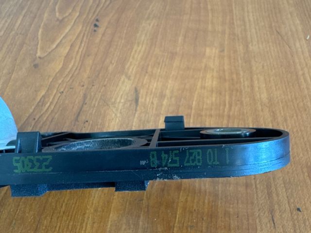 bontott VW JETTA Csomagtér Nyitó Kar / Gomb