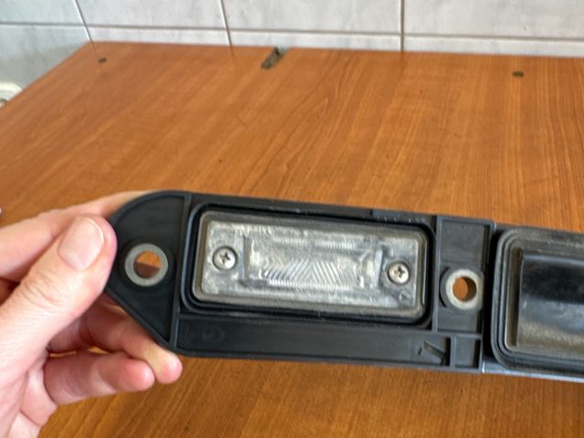 bontott VW JETTA Csomagtér Nyitó Kar / Gomb