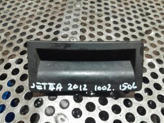 bontott VW JETTA Csomagtér Nyitó Kar / Gomb