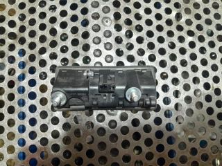 bontott VW JETTA Csomagtér Nyitó Kar / Gomb