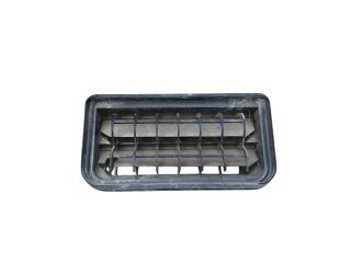 bontott VW JETTA Csomagtér Szellőző Jobb