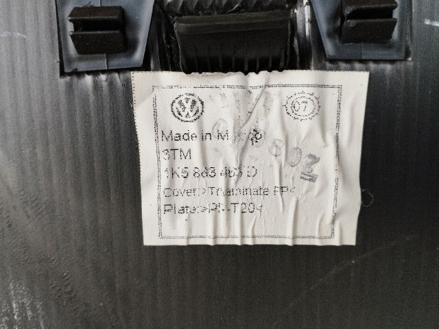 bontott VW JETTA Csomagtér Tálca