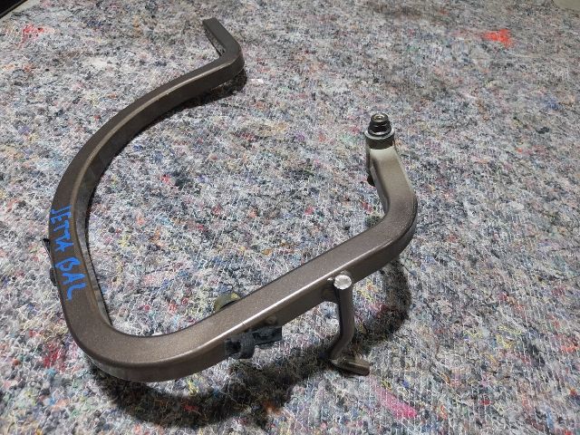 bontott VW JETTA Csomagtérajtó Bal Zsanér