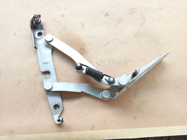 bontott VW JETTA Csomagtérajtó Bal Zsanér