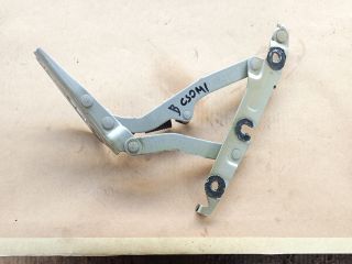 bontott VW JETTA Csomagtérajtó Bal Zsanér