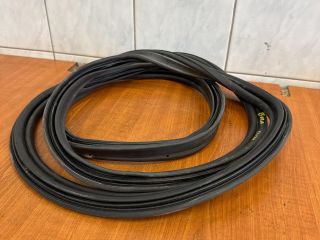 bontott VW JETTA Csomagtérajtó Gumikéder