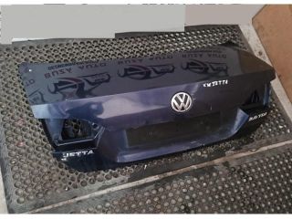 bontott VW JETTA Csomagtérajtó (Üres lemez)