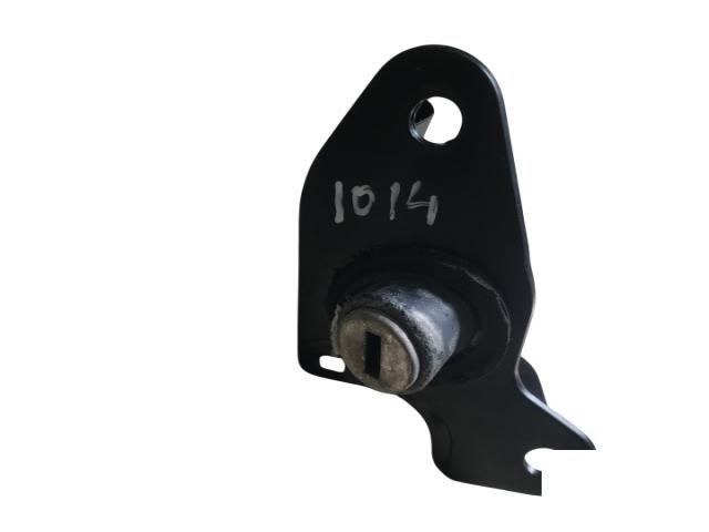 bontott VW JETTA Csomagtérajtó Zárbetét