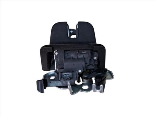 bontott VW JETTA Csomagtérajtó Zárszerkezet