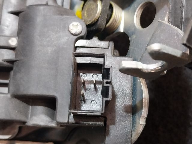 bontott VW JETTA Csomagtérajtó Zárszerkezet