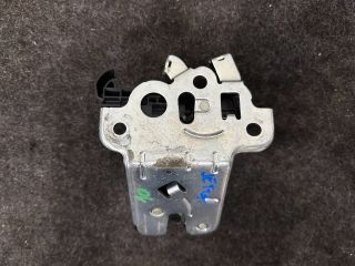 bontott VW JETTA Csomagtérajtó Zárszerkezet