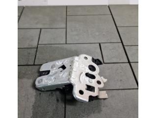 bontott VW JETTA Csomagtérajtó Zárszerkezet