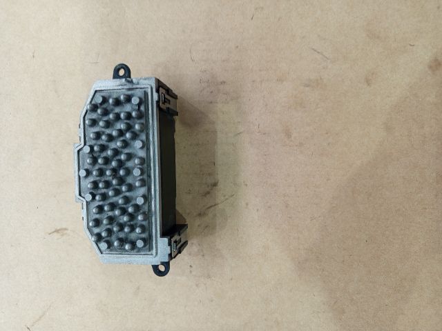 bontott VW JETTA Előtét Ellenállás Fűtőmotor