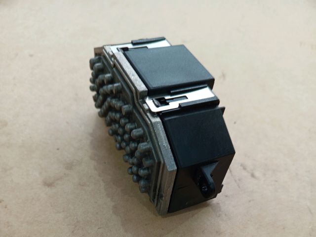 bontott VW JETTA Előtét Ellenállás Fűtőmotor