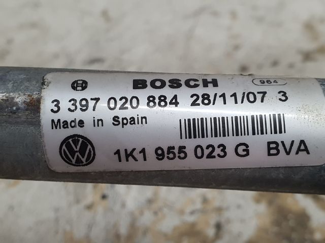 bontott VW JETTA Első Ablaktörlő Szerkezet Motorral