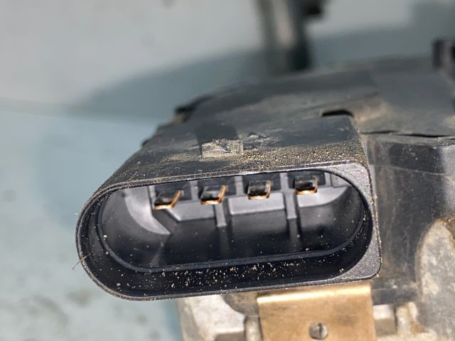 bontott VW JETTA Első Ablaktörlő Szerkezet Motorral