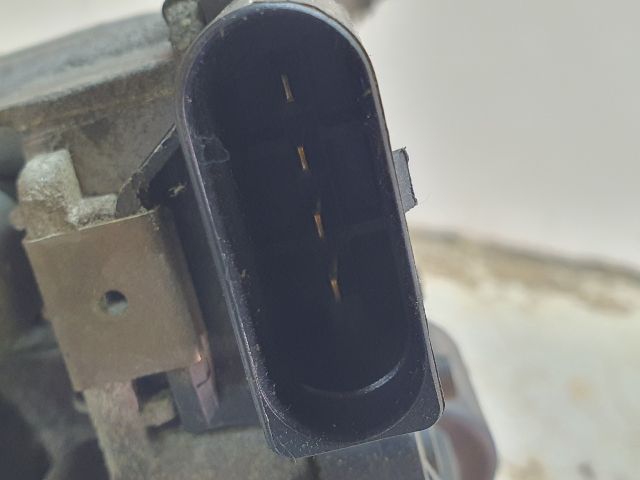 bontott VW JETTA Első Ablaktörlő Szerkezet Motorral