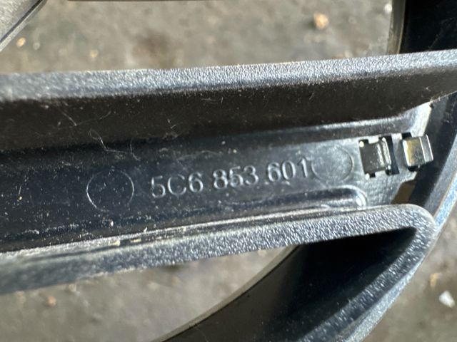 bontott VW JETTA Első Embléma