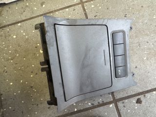 bontott VW JETTA Első Hamutartó