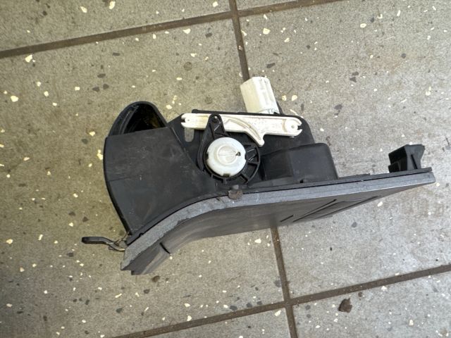 bontott VW JETTA Első Hamutartó