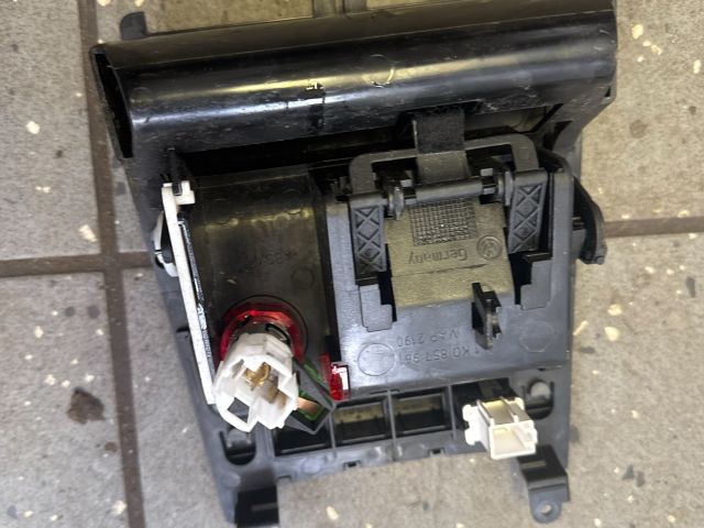 bontott VW JETTA Első Hamutartó