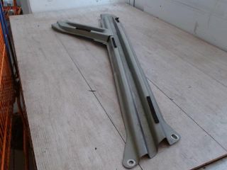 bontott VW JETTA Első Lökhárító Merevítő (Fém)