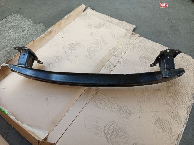 bontott VW JETTA Első Lökhárító Merevítő (Fém)