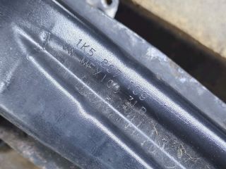 bontott VW JETTA Első Lökhárító Merevítő (Fém)