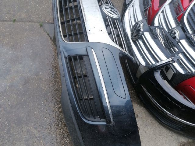 bontott VW JETTA Első Lökhárító (Részeivel)