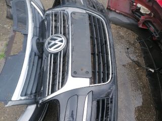 bontott VW JETTA Első Lökhárító (Részeivel)