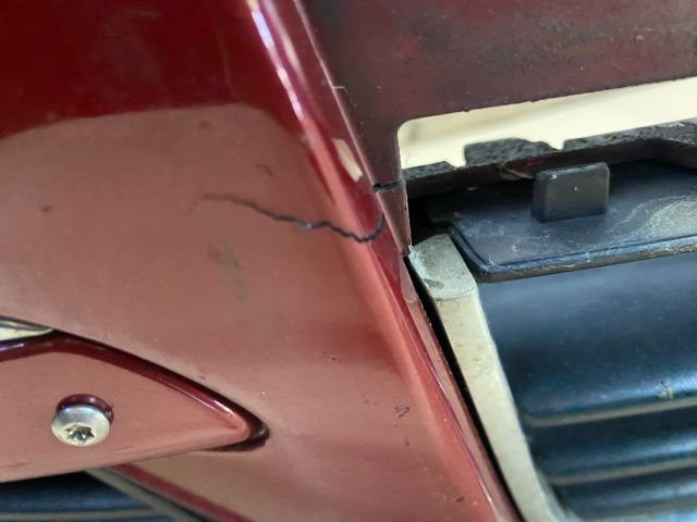 bontott VW JETTA Első Lökhárító (Részeivel)