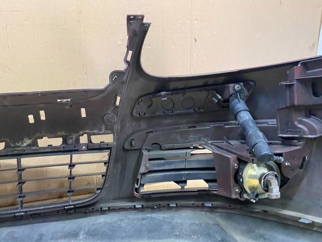 bontott VW JETTA Első Lökhárító (Részeivel)