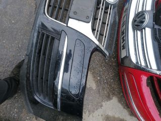 bontott VW JETTA Első Lökhárító (Részeivel)