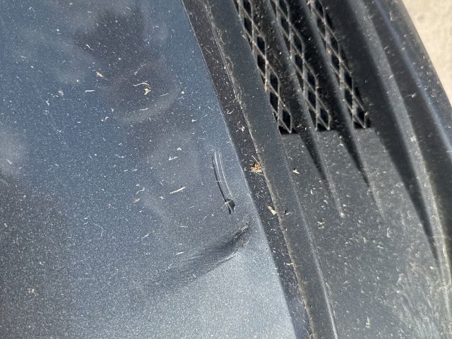 bontott VW JETTA Első Lökhárító (Részeivel)