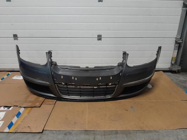 bontott VW JETTA Első Lökhárító (Üresen)