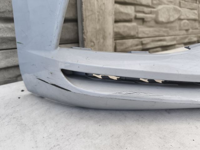 bontott VW JETTA Első Lökhárító (Üresen)