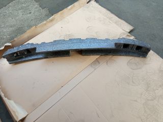 bontott VW JETTA Első Lökhárító Ütközés Elnyelő Hab